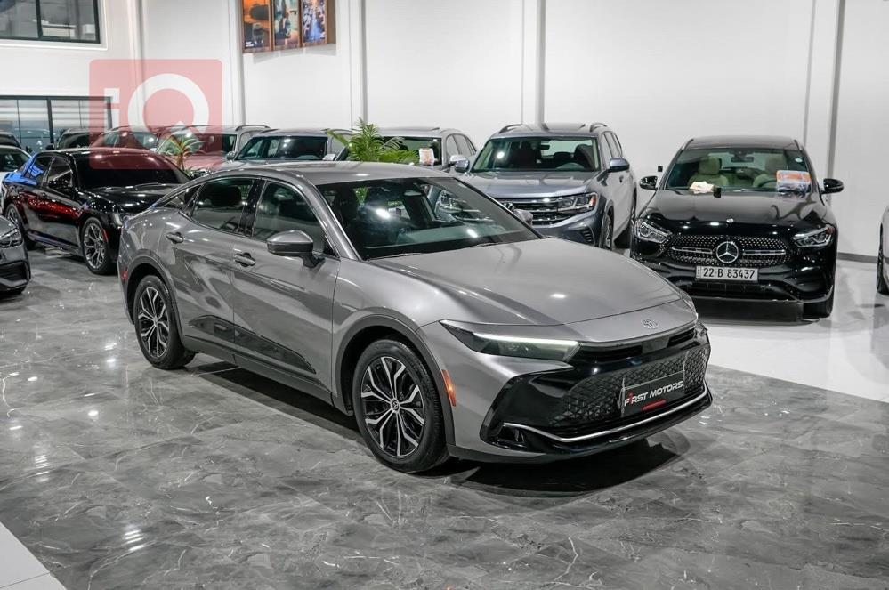 تۆیۆتا کراون